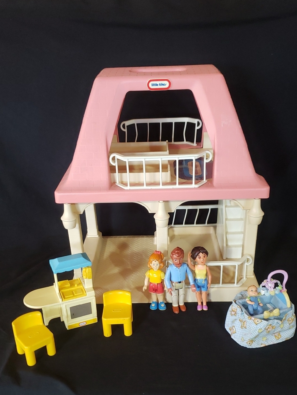 Little Tikes 'Grandma's Cottage' Dollhouse